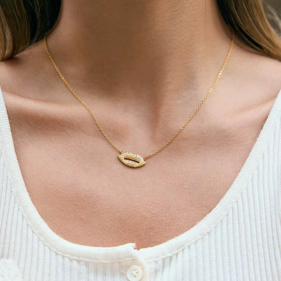 Crystal Kiss Necklace