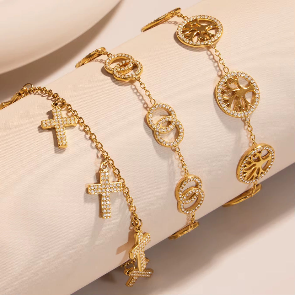Multi pendant bracelet