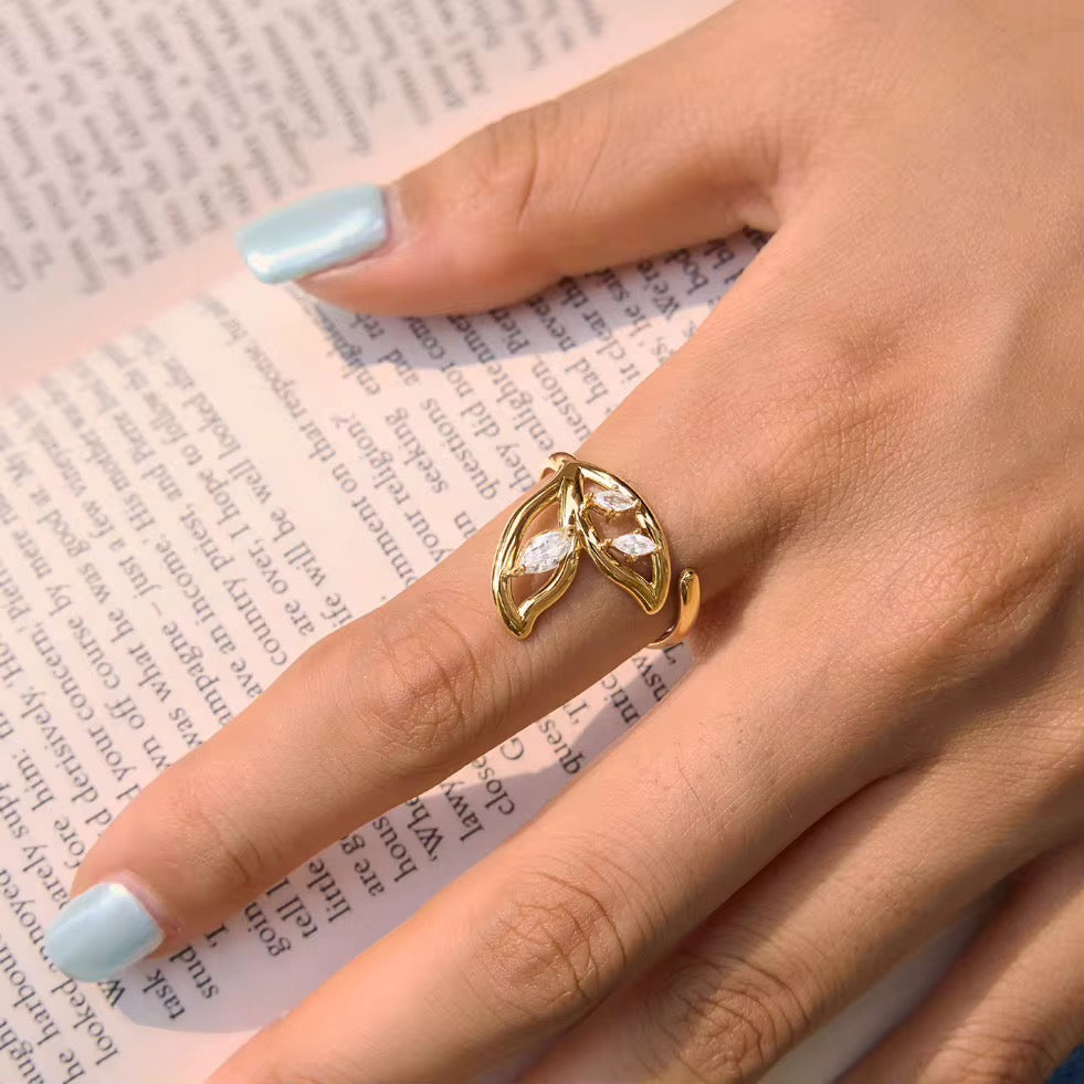 Fish Tail Ring