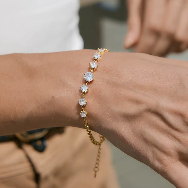 Round cut Bracelets