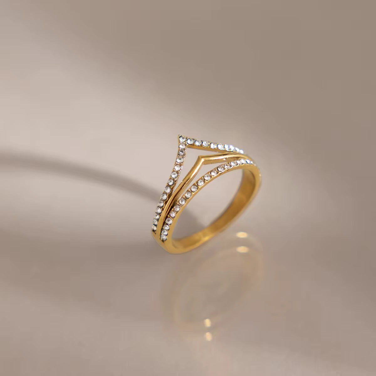Vaelora Ring