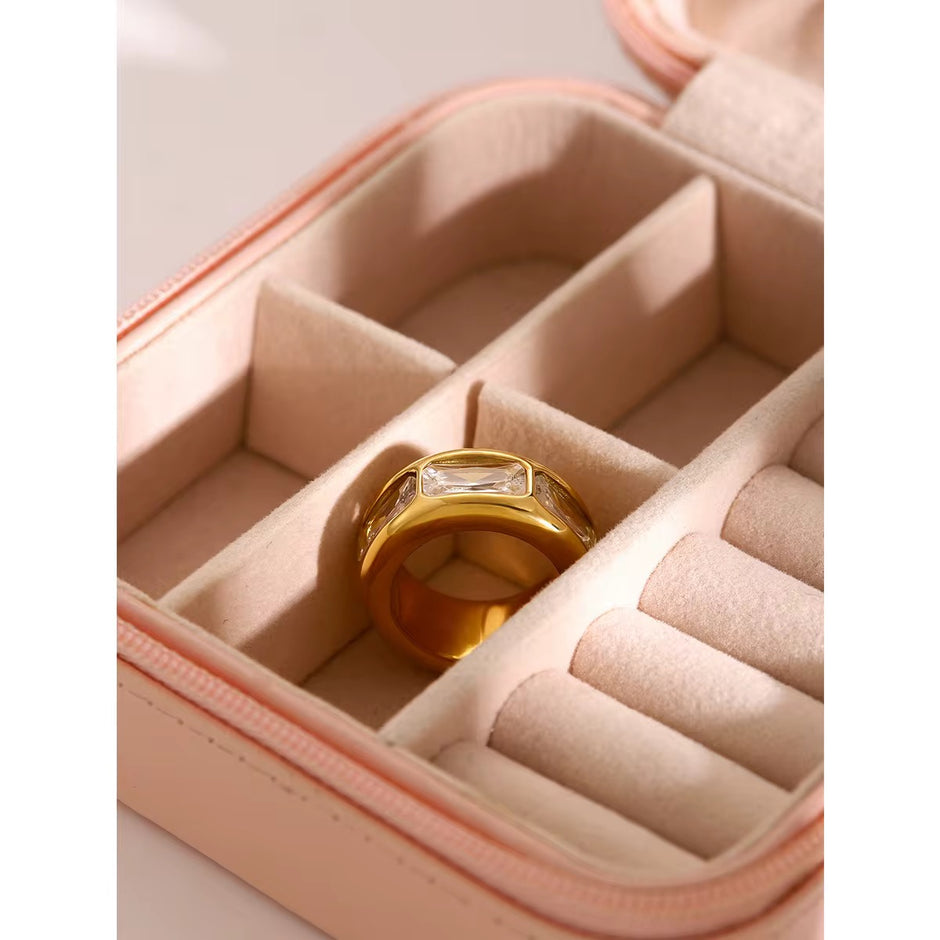 White Square cut Ring